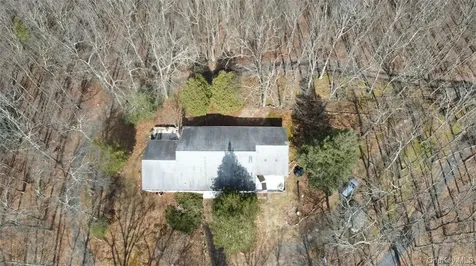 2215 Greenville Turnpike Port Jervis NY 12771