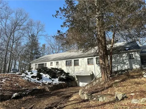 2215 Greenville Turnpike Port Jervis NY 12771