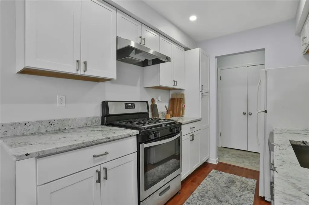 88 Foxwood Circle Mount Kisco NY 10549