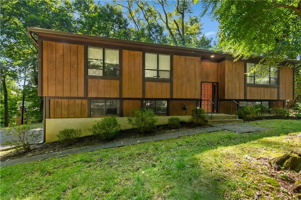 16 Alexander Lane Cortlandt NY 10520