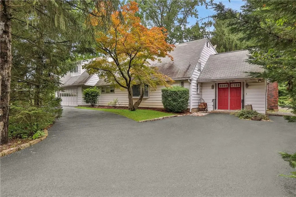 2 Bell Place Rye Brook NY 10573