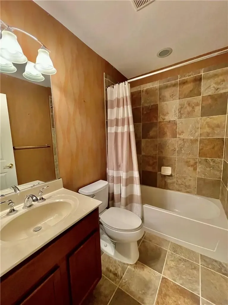 31 High Ridge Lane Middletown NY 10940