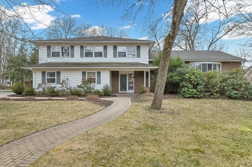 15 Santa Anna Drive Poughkeepsie NY 12603