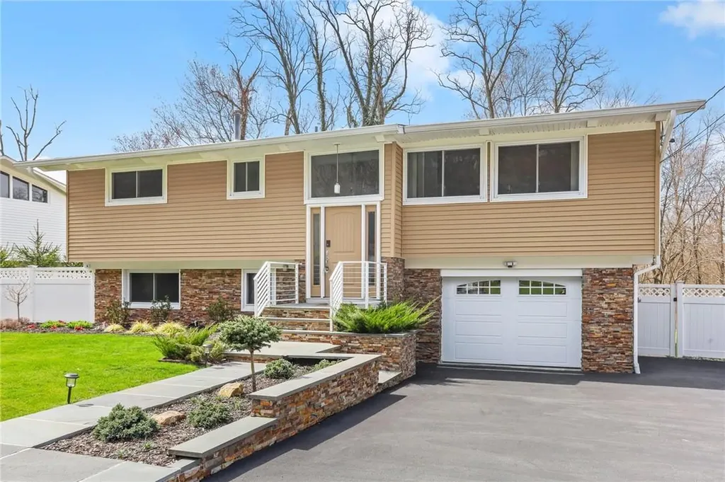 73 Greenwood Lane White Plains NY 10607