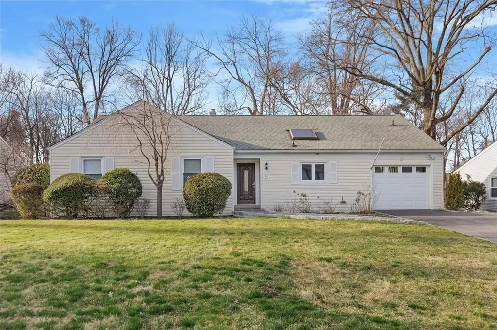 82 Hanson Lane New Rochelle NY 10804