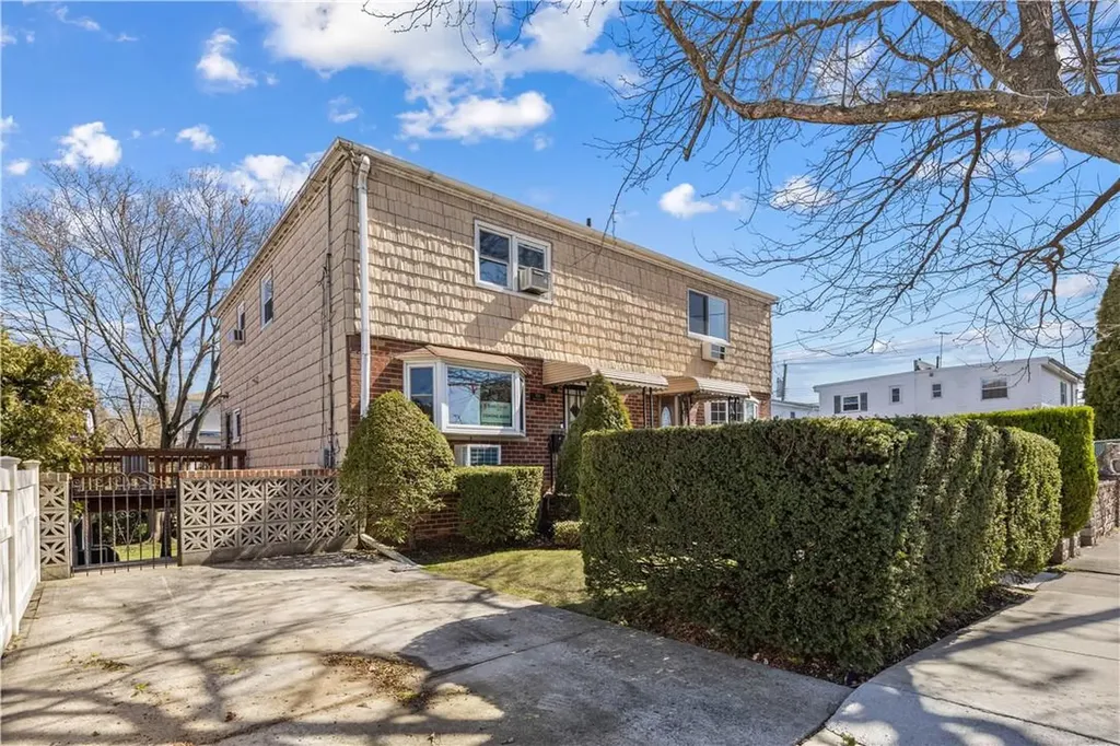 1616 Ohm Avenue Bronx NY 10465