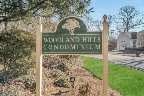 217 Woodland Hills Road White Plains NY 10603