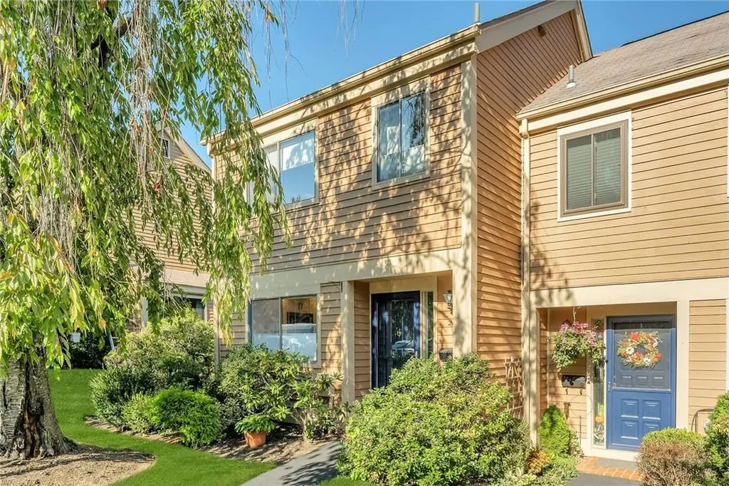 200 Ivy Hill Crescent Rye Brook NY 10573