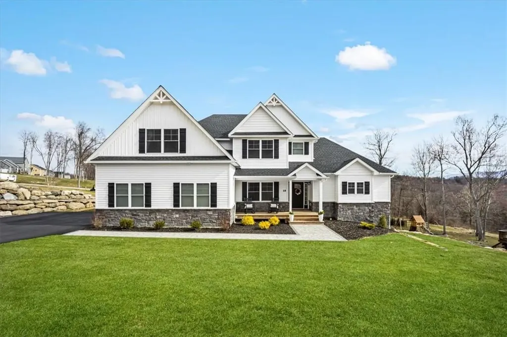 58 Joyce Way New Windsor NY 12553