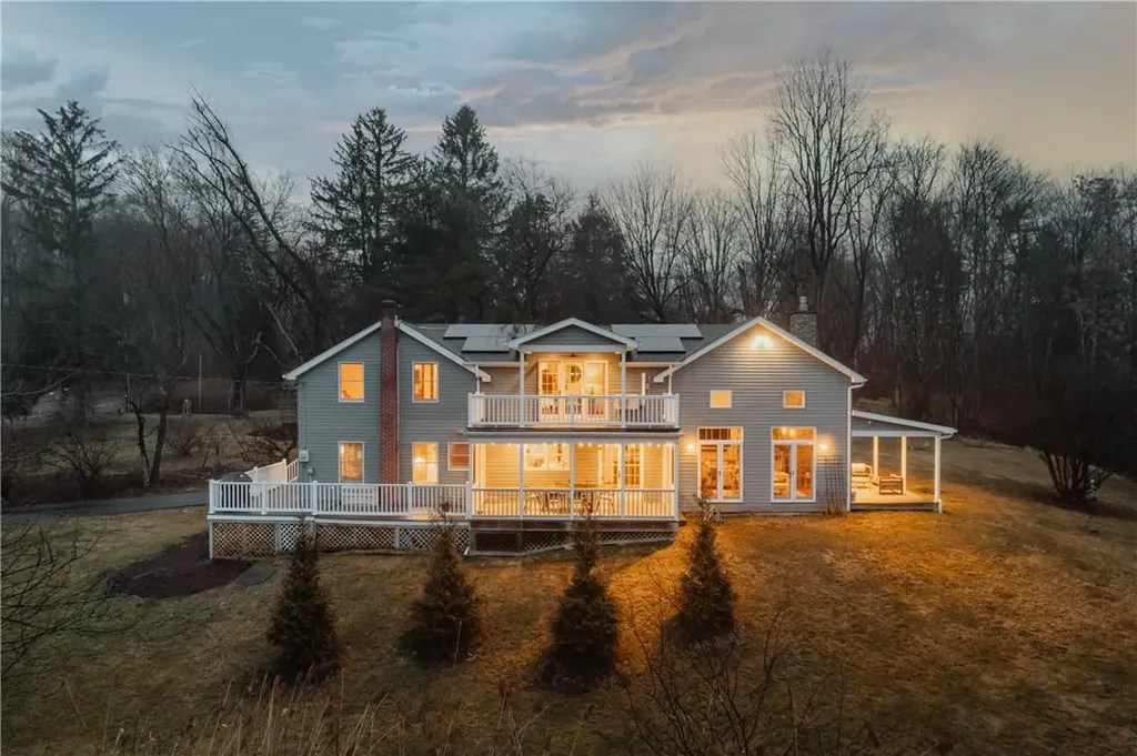 14 Old Post Road Rhinebeck NY 12572