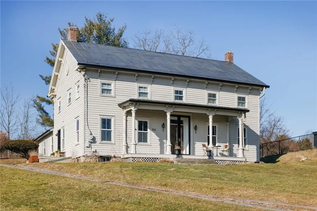 52 Lotta Lane Hudson NY 12534