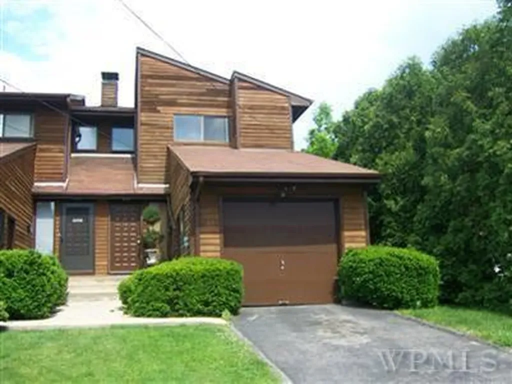 33 Roanoke Avenue Rye Brook NY 10573