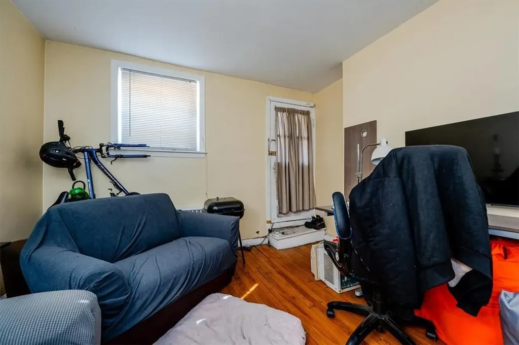 1147 Neill Avenue Bronx NY 10461