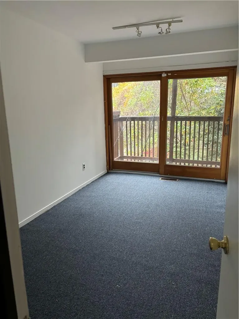4 Berachah Avenue Nyack NY 10960