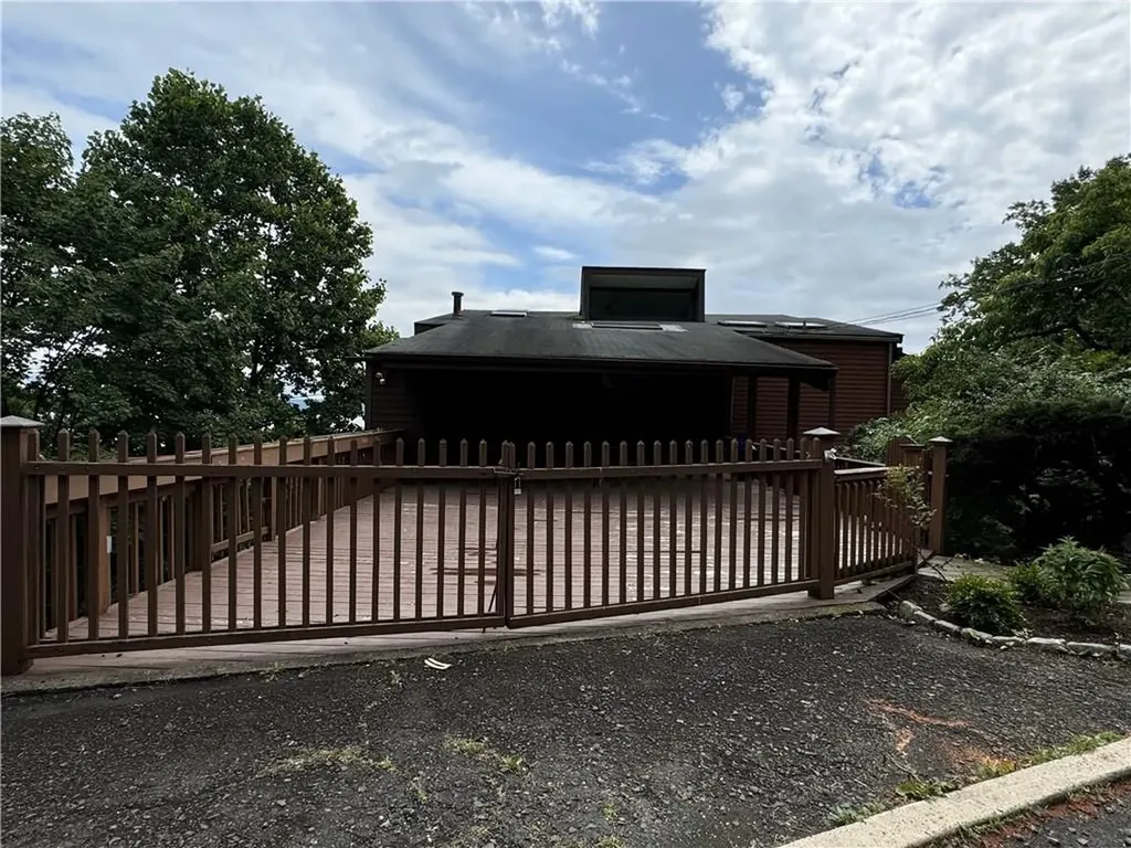 4 Berachah Avenue Nyack NY 10960
