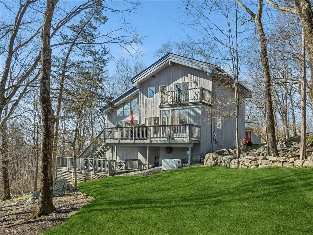 36 Downey Lane Cold Spring NY 10516