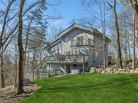 36 Downey Lane Cold Spring NY 10516