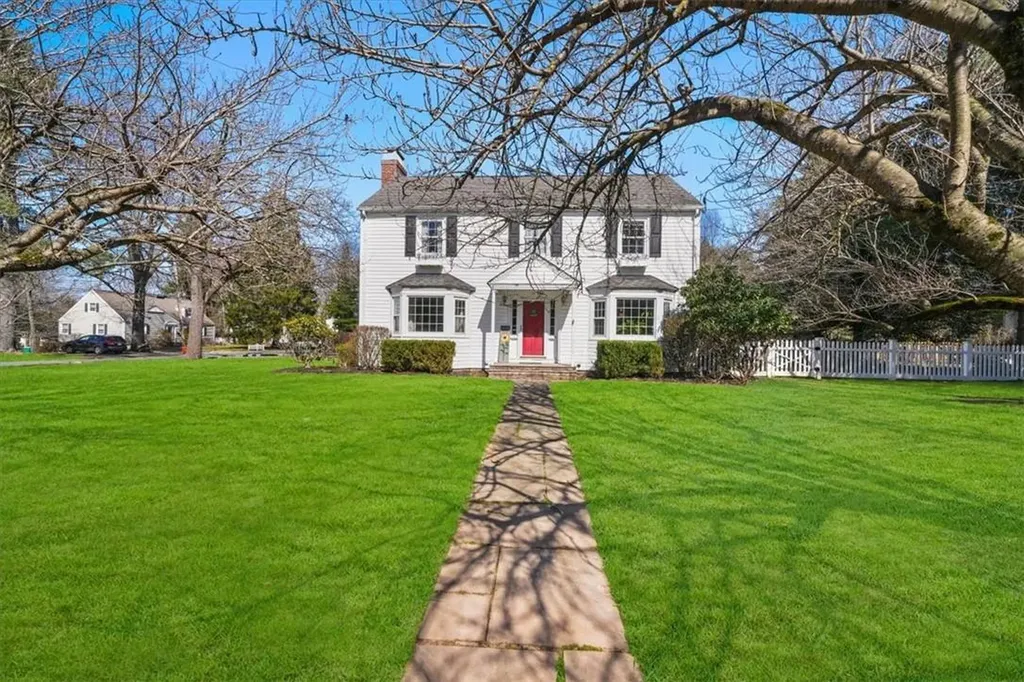 34 Campbell Avenue Airmont NY 10901