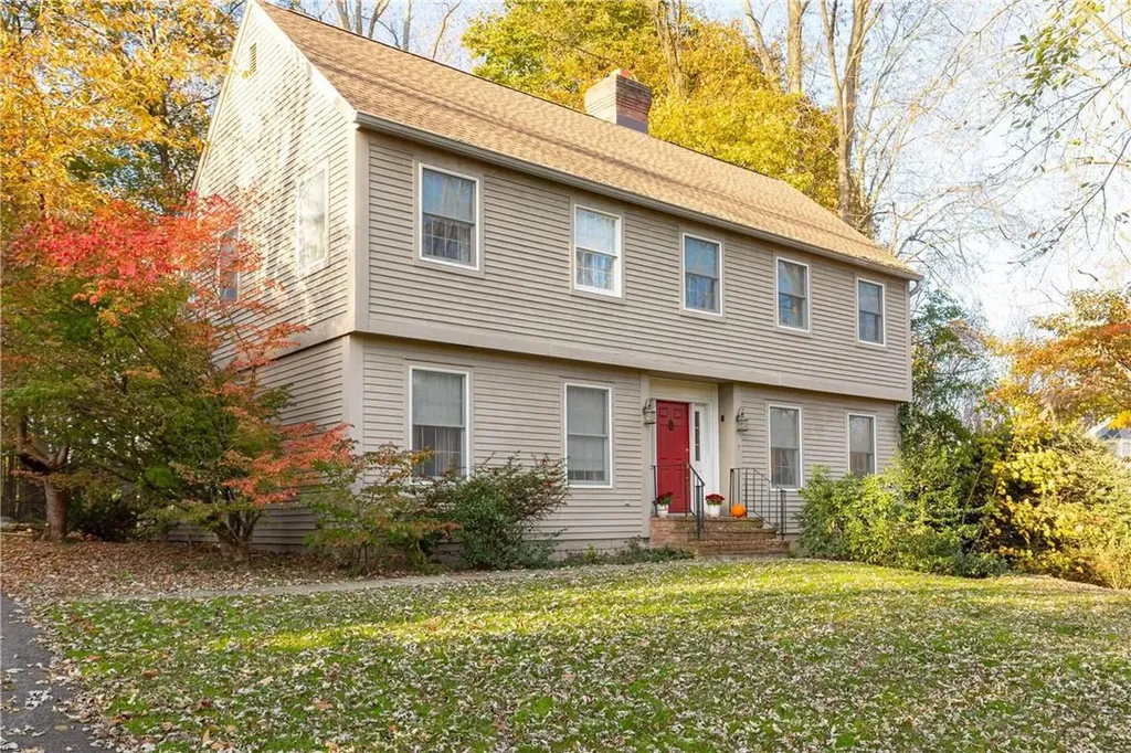 7 Heathbrook Drive Poughkeepsie NY 12603