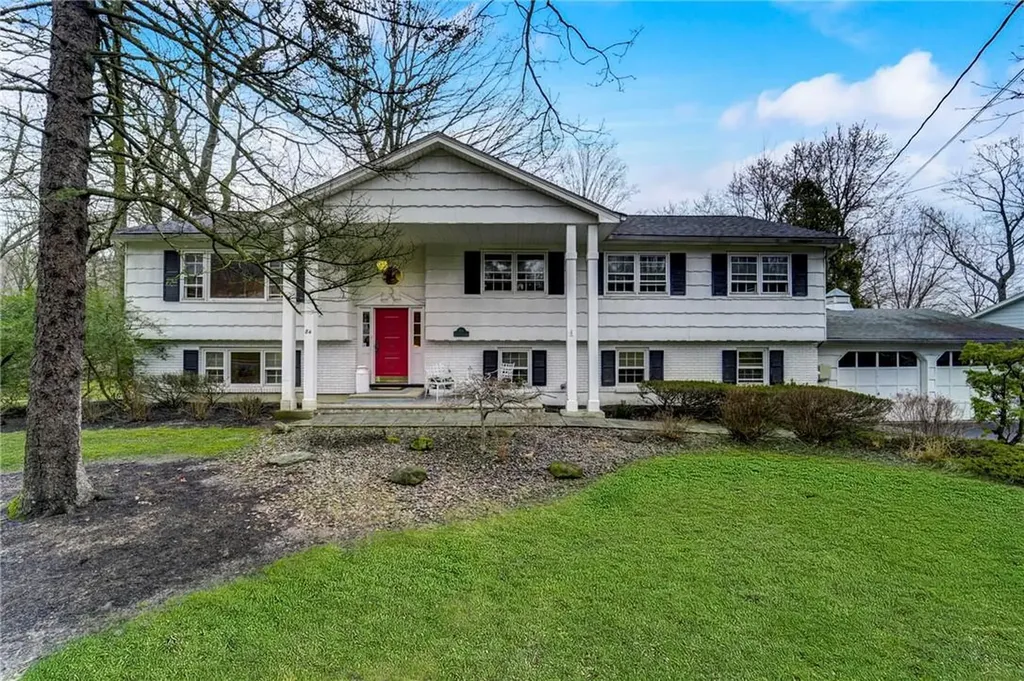 84 Old Pascack Road Pearl River NY 10965