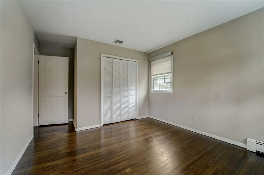 84 Old Pascack Road Pearl River NY 10965