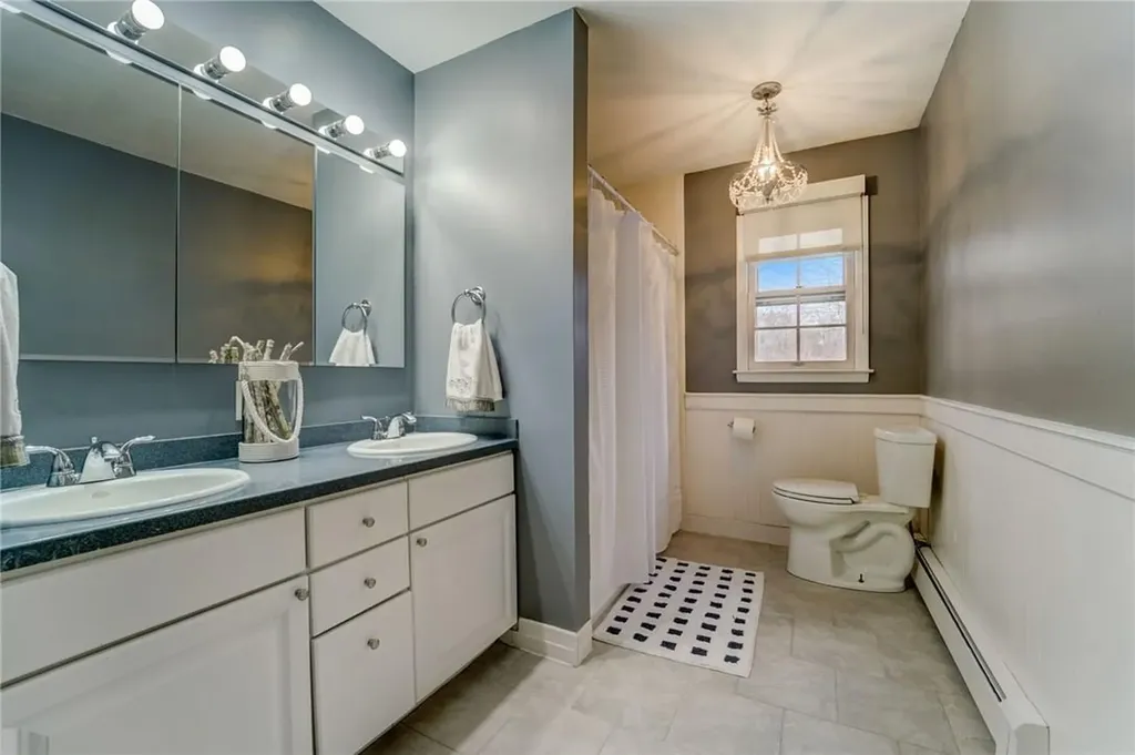 84 Old Pascack Road Pearl River NY 10965