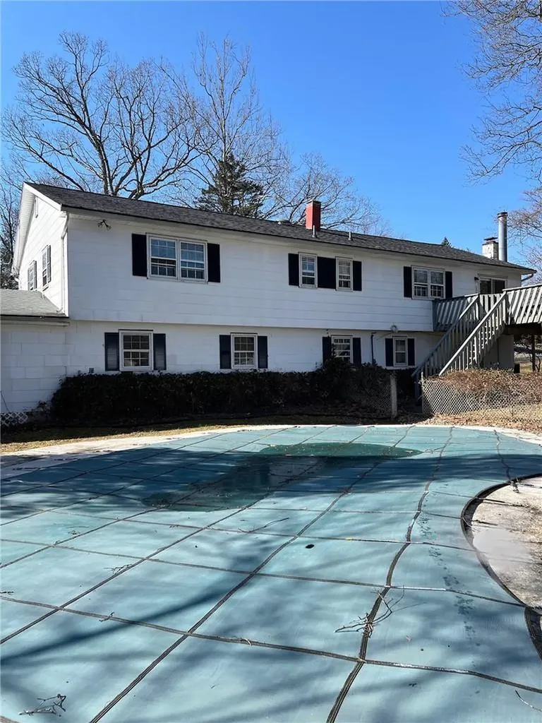 84 Old Pascack Road Pearl River NY 10965