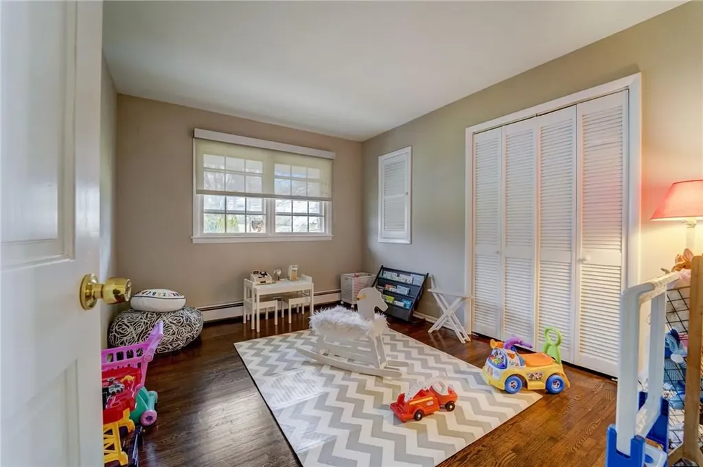 84 Old Pascack Road Pearl River NY 10965