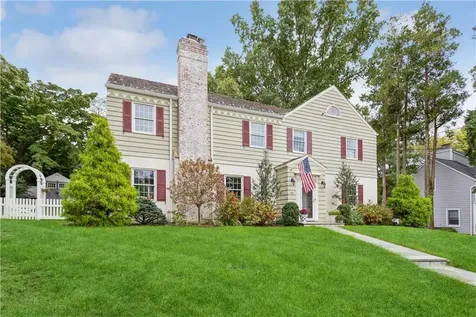 161 Taymil Road New Rochelle NY 10804