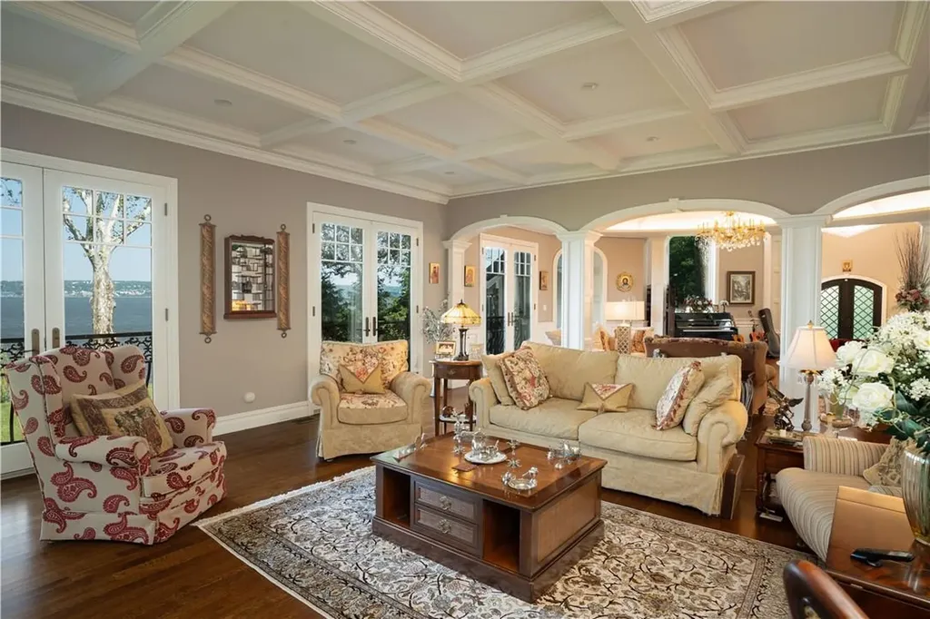 12 Clinton Avenue Nyack NY 10960