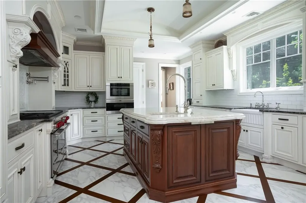 12 Clinton Avenue Nyack NY 10960