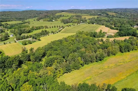 2180 Salt Point Turnpike Clinton Corners NY 12514