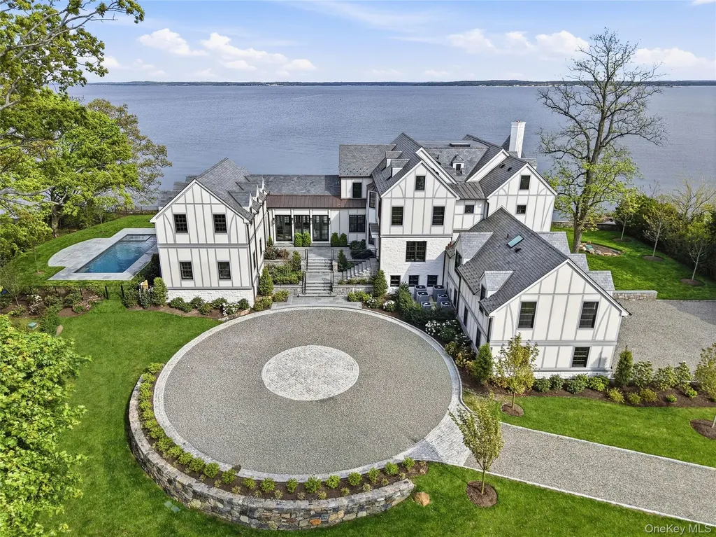 104 Premium Point Road Mamaroneck NY 10801