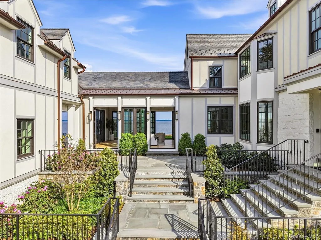 104 Premium Point Road Mamaroneck NY 10801
