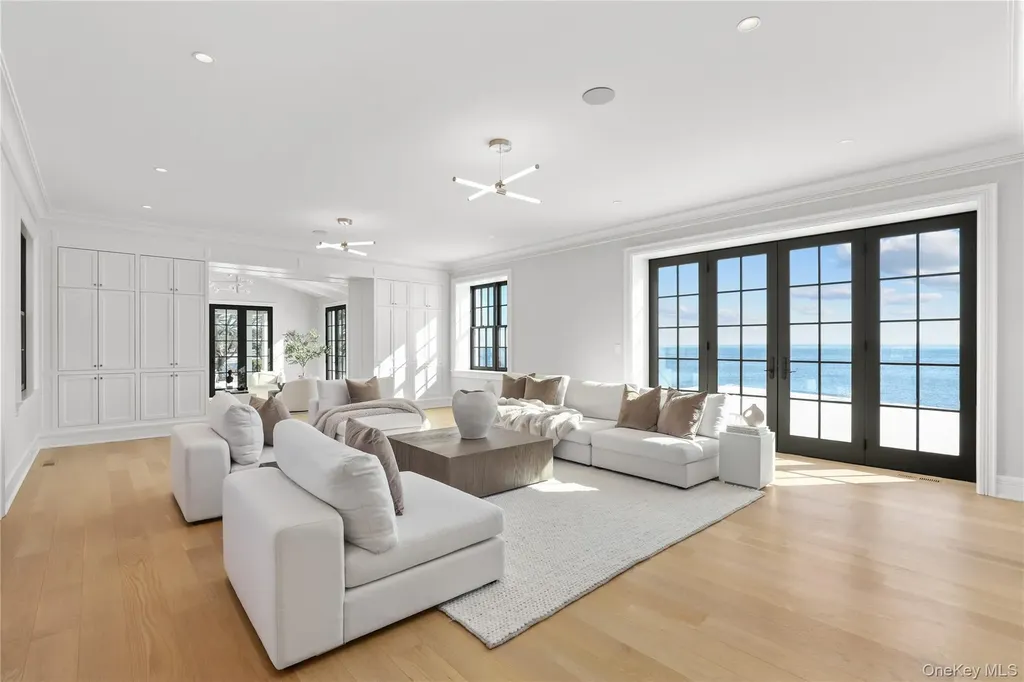 104 Premium Point Road Mamaroneck NY 10801