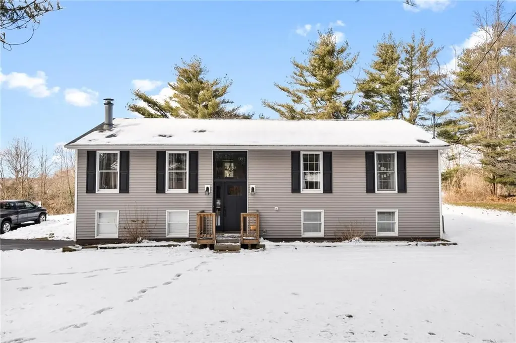 22 Tassielli Drive Walden NY 12586