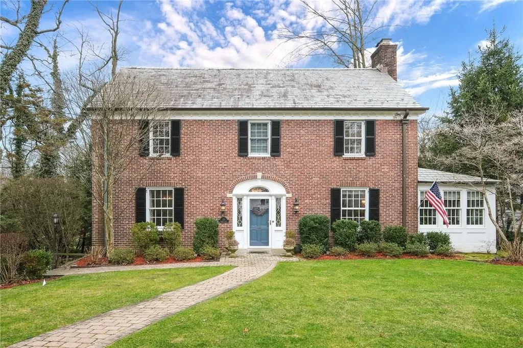 20 Forest Lane Scarsdale NY 10583