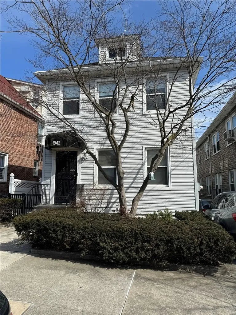 1942 Hone Avenue Bronx NY 10461