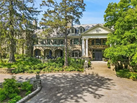 320-322 Mclain Street Bedford Hills NY 10507