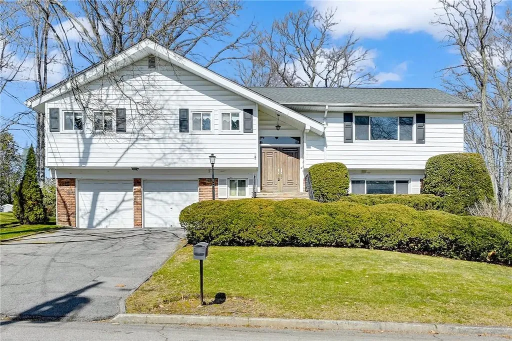 68 Ralph Road New Rochelle NY 10804