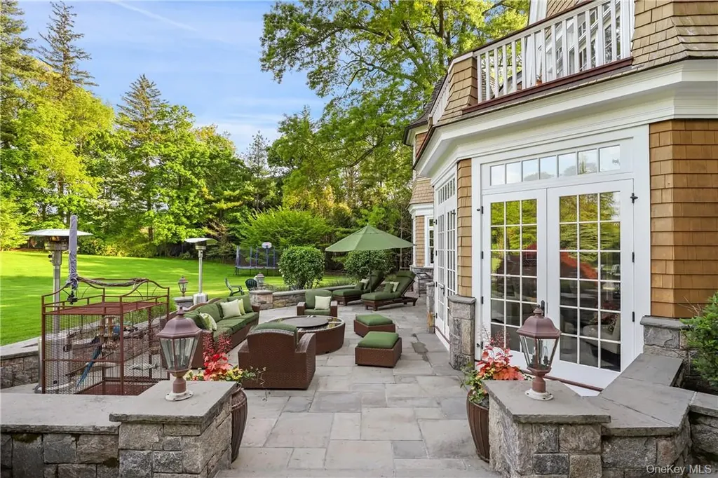 9 Meadow Lane Purchase NY 10577