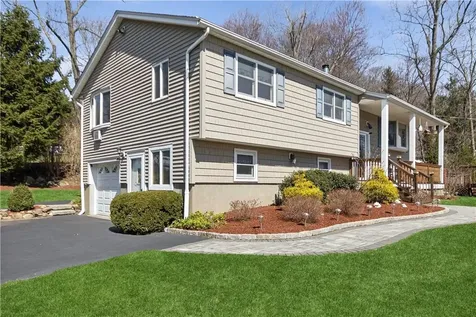 53 Northview Drive Mahopac NY 10541