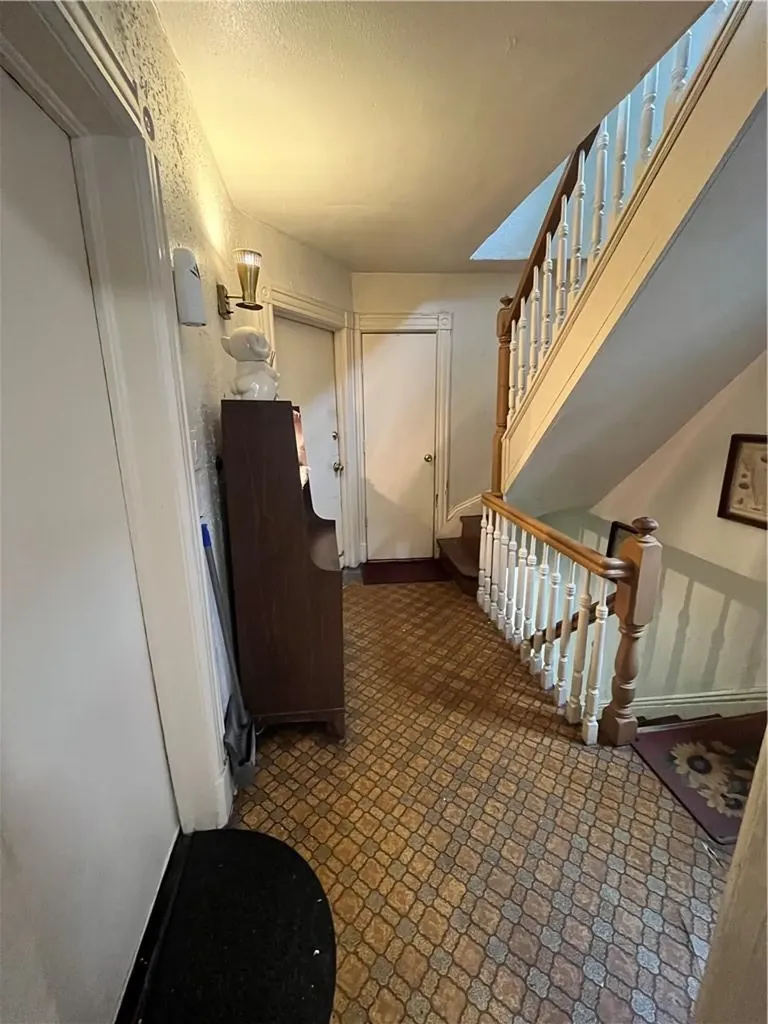 4434 Carpenter Avenue Bronx NY 10470