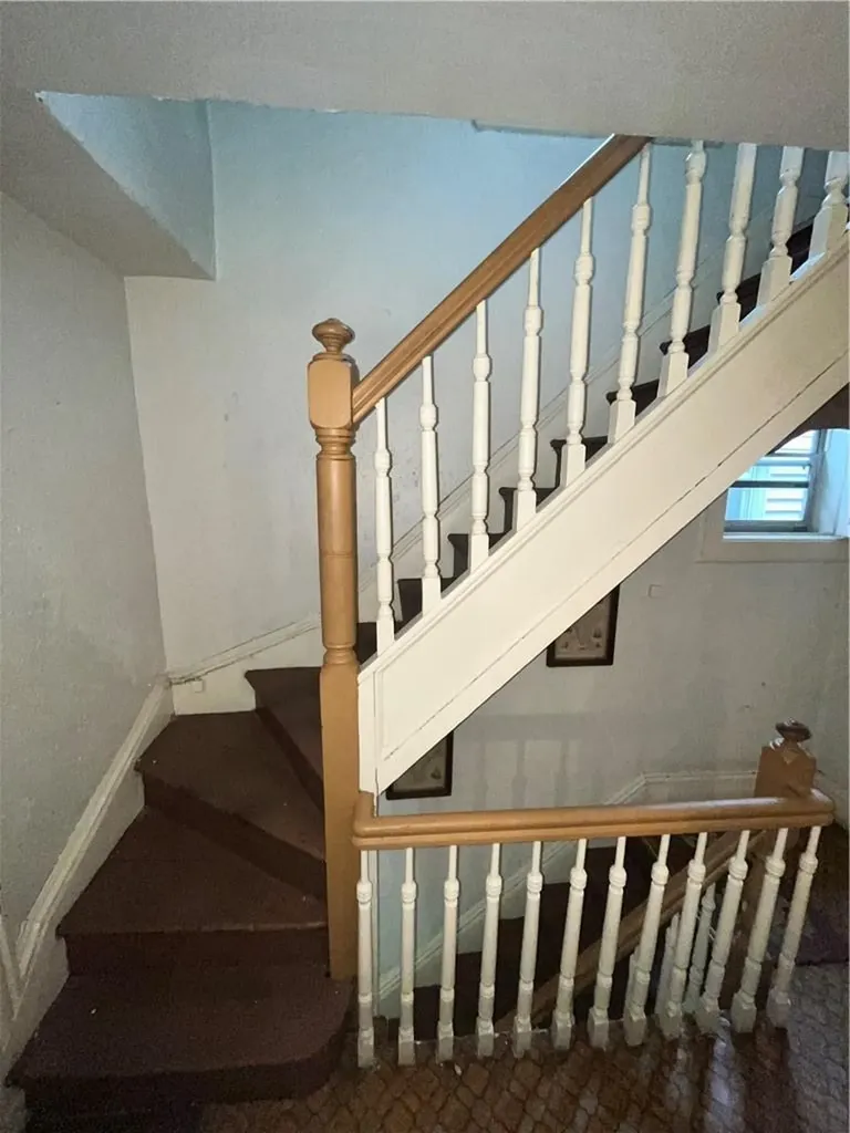 4434 Carpenter Avenue Bronx NY 10470