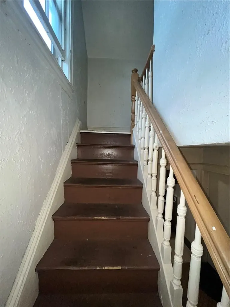 4434 Carpenter Avenue Bronx NY 10470