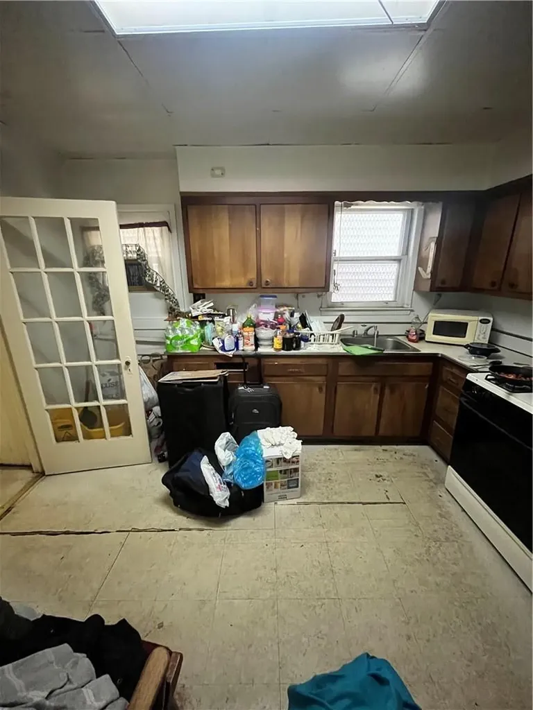 4434 Carpenter Avenue Bronx NY 10470
