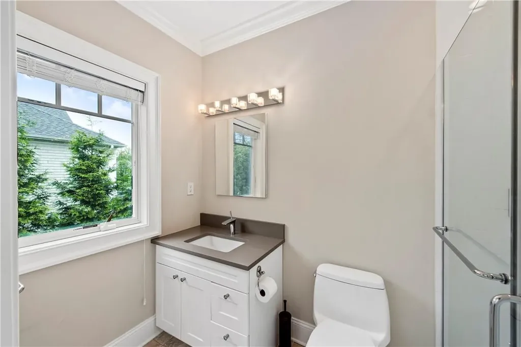 19 Continental Road Scarsdale NY 10583
