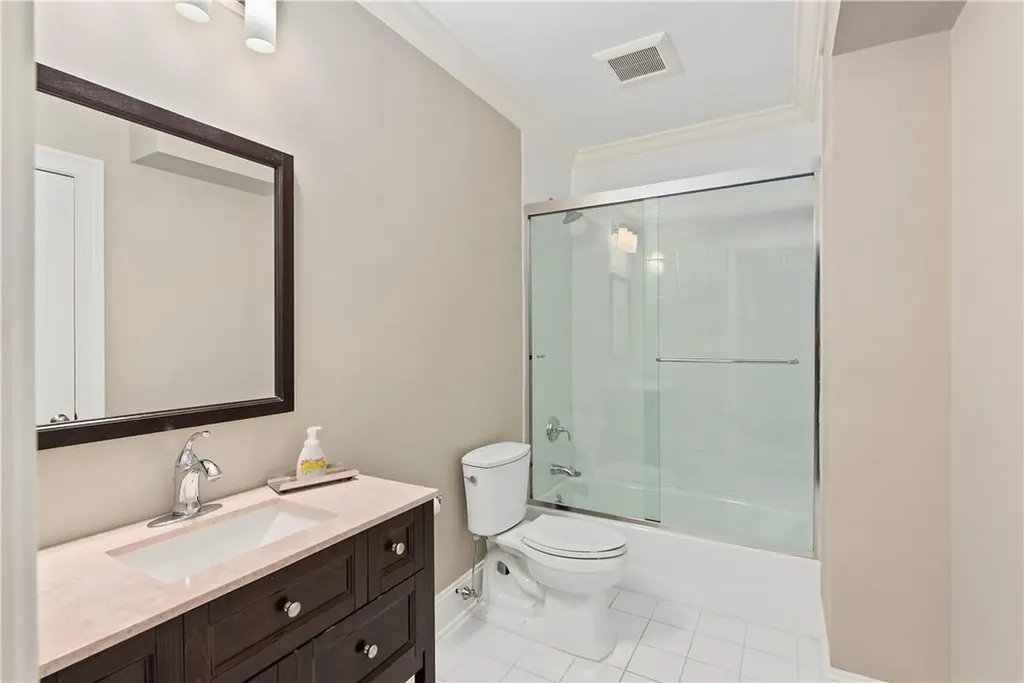 19 Continental Road Scarsdale NY 10583