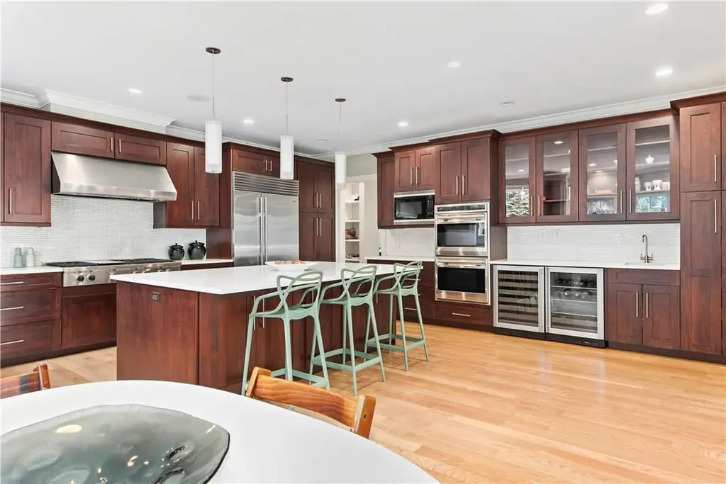 19 Continental Road Scarsdale NY 10583