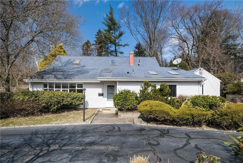 30 Brook Lane Rye Brook NY 10573